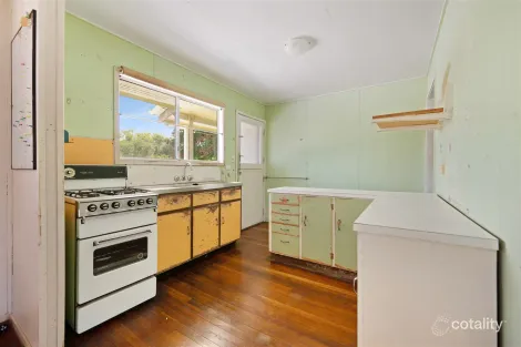 Property photo of 25 Dalrymple Drive Toolooa QLD 4680