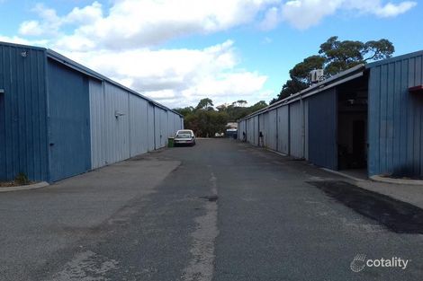 11/8 Crompton Rd, Rockingham, WA 6168