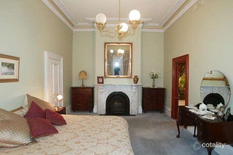 Property photo of 24 Waratah Street Ascot Vale VIC 3032