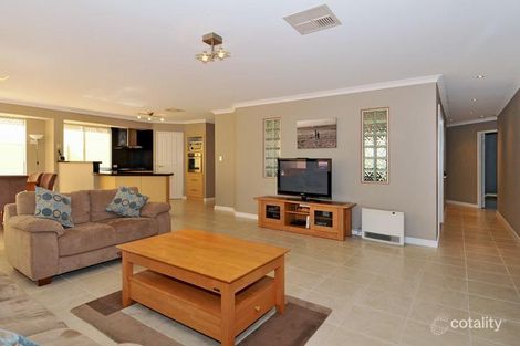 Property photo of 7 Otago Pass Meadow Springs WA 6210