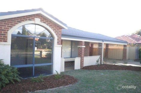 18 Myerson Cres, Maida Vale, WA 6057