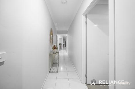 Property photo of 82 Grassbird Drive Point Cook VIC 3030
