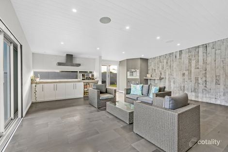 Property photo of 11 Kambany Approach Dalyellup WA 6230