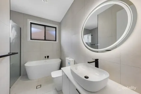 Property photo of 28 Lublin Crescent Hackham West SA 5163