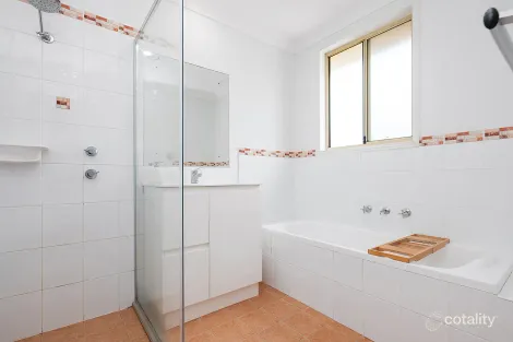 Property photo of 37 Auklet Road Mount Hutton NSW 2290