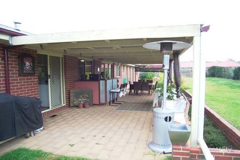 Property photo of 10 The Grove Thurgoona NSW 2640