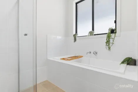 Property photo of 44 Goodenia Grove Mount Barker SA 5251