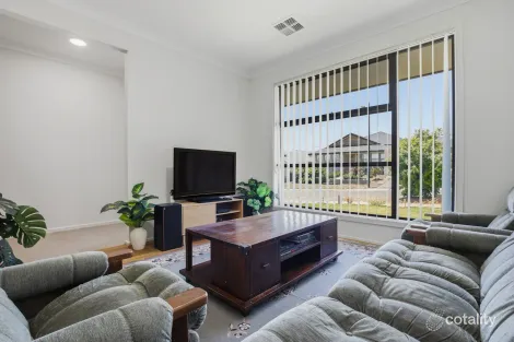 Property photo of 44 Goodenia Grove Mount Barker SA 5251