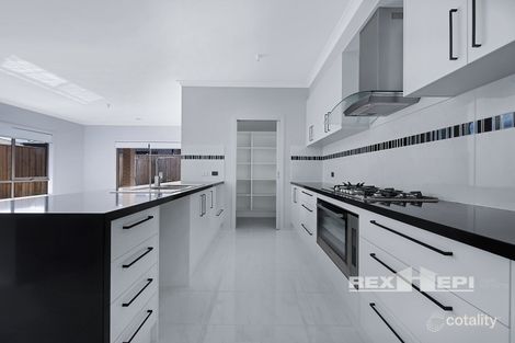 Property photo of 7 Ravenswood Avenue Clyde VIC 3978