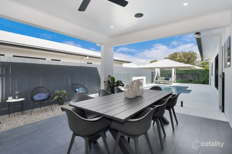 Property photo of 8 Stableford Grove Rosslea QLD 4812