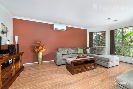 Property photo of 10 Willand Court Hampton Park VIC 3976