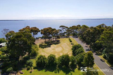 7 Gloria Ave, Metung, VIC 3904