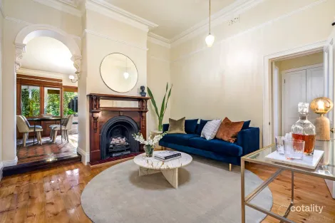 Property photo of 10 Bow Crescent Camberwell VIC 3124