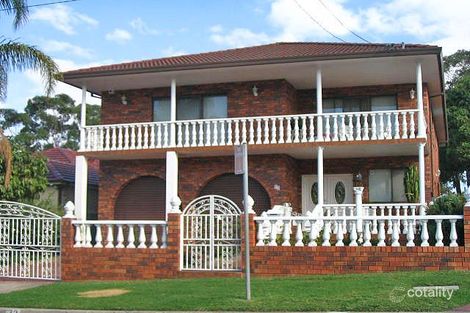 72 Banksia Rd, Greenacre, NSW 2190