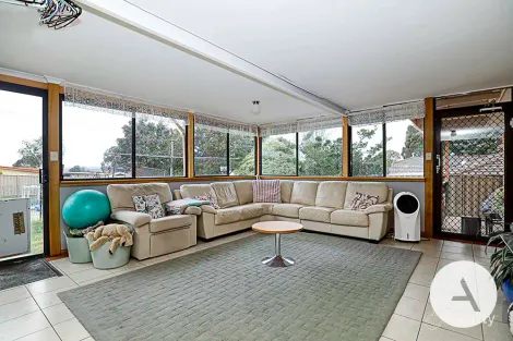 Property photo of 3 Hare Place Bonython ACT 2905