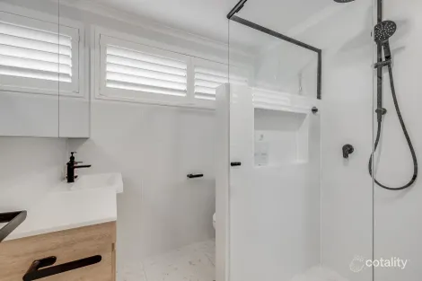 Property photo of 5 Yilleen Court Mooloolaba QLD 4557