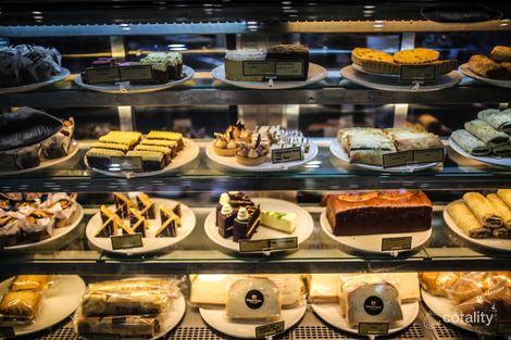 1151 Creek Rd, Carindale, QLD 4152