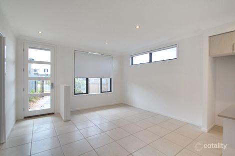 Property photo of 131 Spring Mountain Boulevard Spring Mountain QLD 4300