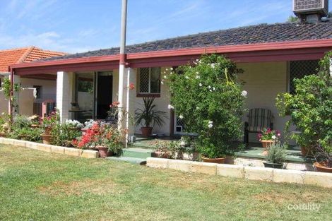 18 Maidstone St, Mount Tarcoola, WA 6530