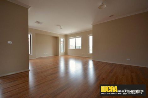 Property photo of 4 Anzacs Way Craigieburn VIC 3064