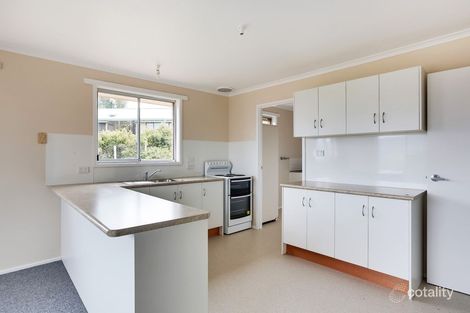 Property photo of 10 Kile Place Herdsmans Cove TAS 7030