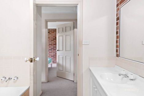Property photo of 3/18 Baker Drive Tenambit NSW 2323