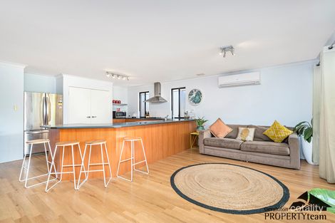 Property photo of 3 Kia-Ora Mews Wandina WA 6530