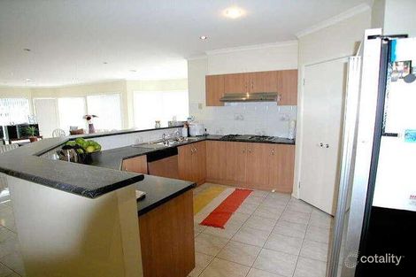 Property photo of 6 Atlanta Close Mill Park VIC 3082
