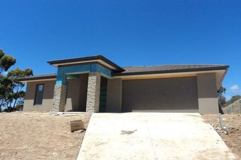 4 Tenni Cl, Broadford, VIC 3658