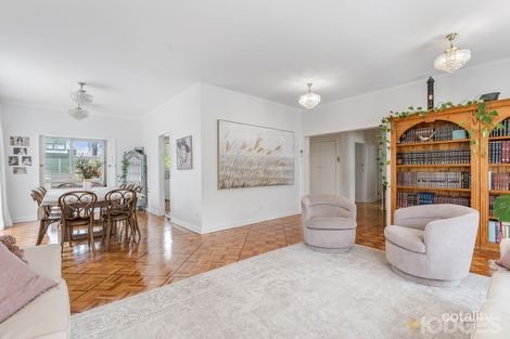 Property photo of 3 Sunhill Court St Kilda East VIC 3183