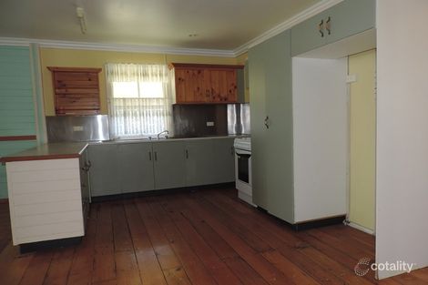Property photo of 10 Thompson Street Silkstone QLD 4304