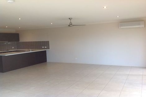 Property photo of 2/1 Learmonth Place Reedy Creek QLD 4227
