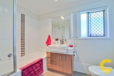 Property photo of 4/31 McLay Street Coorparoo QLD 4151