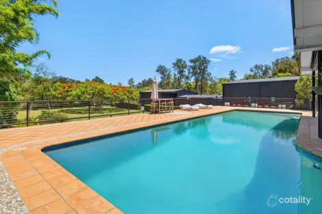 Property photo of 44 Riverdowns Crescent Helensvale QLD 4212