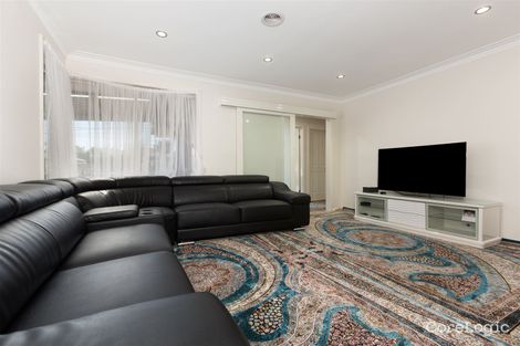 Property photo of 11 Glencoe Grove Dandenong North VIC 3175