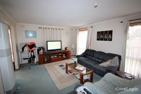 Property photo of 4 Jacaranda Place Belmont VIC 3216