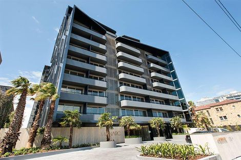 1112/74 Queens Rd, Melbourne, VIC 3004
