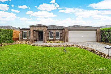 5 Thenford Cl, Cranbourne East, VIC 3977