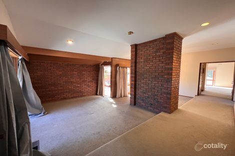 Property photo of 17 Orchard Grove Blackburn South VIC 3130