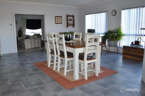 Property photo of 5 Federation Drive Kelso NSW 2795