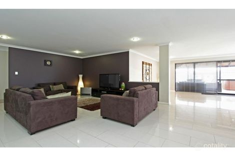 Property photo of 10 Pleasant Avenue Piara Waters WA 6112