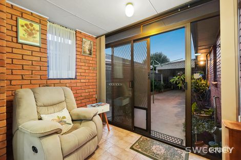 Property photo of 34 Polly Woodside Drive Altona Meadows VIC 3028