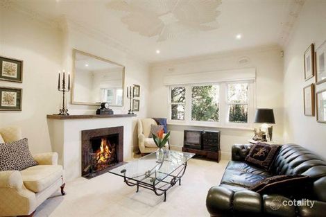 16 Balmerino Ave, Toorak, VIC 3142