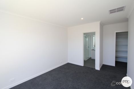 Property photo of 3 Leitrim Street Alfredton VIC 3350