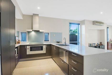 1/24 Sarawak Ave, Palm Beach, QLD 4221