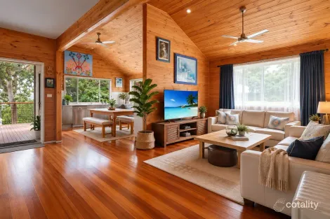 36 Blue Bay Cres, Macleay Island, QLD 4184