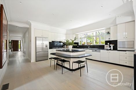 Property photo of 9 Chloris Crescent Caulfield VIC 3162