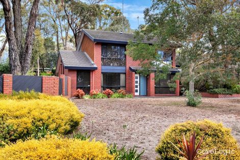Property photo of 22 Semillon Grove Mount Clear VIC 3350