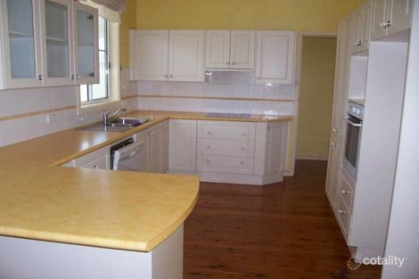 Property photo of 9 Brabham Close Belmont North NSW 2280