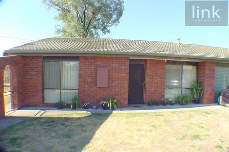 1/6 Burns Ct, West Wodonga, VIC 3690